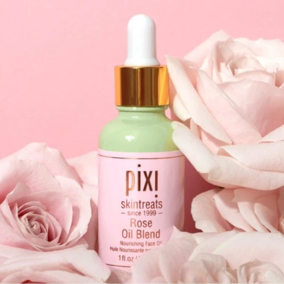 NWT, Pixie, Rose Oil Blend, Rose and Pomegranate Oils, Nourishing Face Oil - Picture 2 of 4